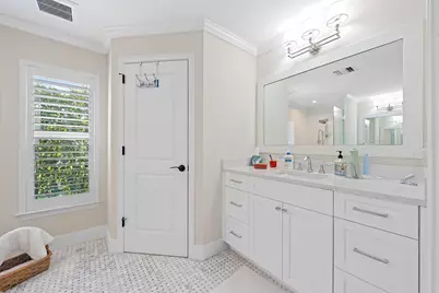 11785 Lake Shore Place, North Palm Beach, FL 33408 - Photo 23