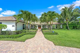 11785 Lake Shore Pl, North Palm Beach, FL 33408 - Photo 1