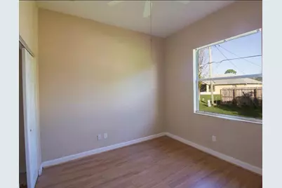 787 SE Evergreen Terrace, Port Saint Lucie, FL 34983 - Photo 7