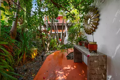 7 Middlesex Drive, Wilton Manors, FL 33305 - Photo 9