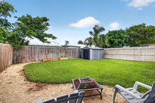 8717 SE Sandy Ln, Hobe Sound, FL 33455 - Photo 31