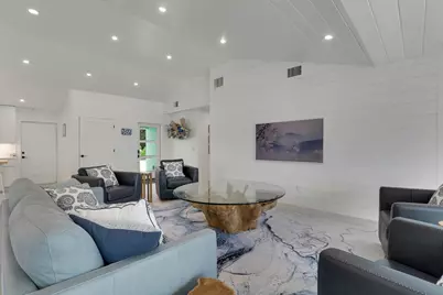 2443 E Edgewater Drive, Palm Beach Gardens, FL 33410 - Photo 11