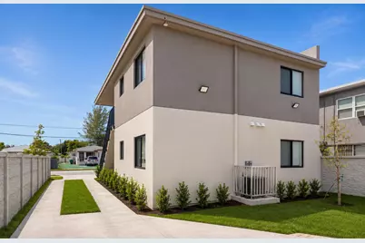 1181 NW 66th Street #1181, Miami, FL 33150 - Photo 3