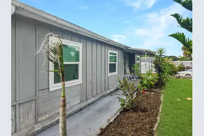2013 Saint Lucie Boulevard, Fort Pierce, FL 34946 - Photo 3