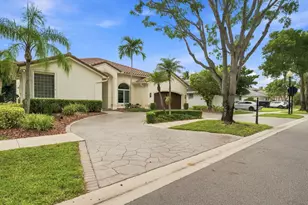 845 Bayside Ln, Weston, FL 33326 - Photo 1