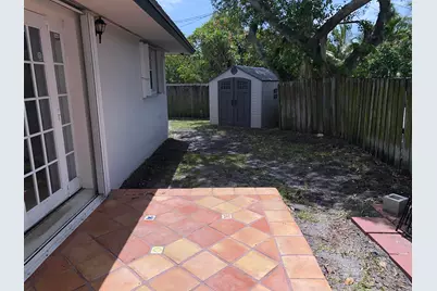 210 SE 1st Street, Boynton Beach, FL 33435 - Photo 19