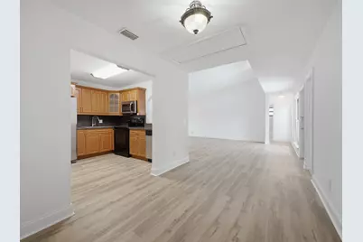 1110 Manor Drive, Palm Springs, FL 33461 - Photo 15