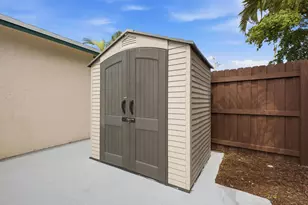 1110 Manor Dr, Palm Springs, FL 33461 - Photo 29