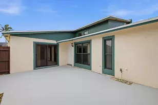 1110 Manor Dr, Palm Springs, FL 33461 - Photo 3