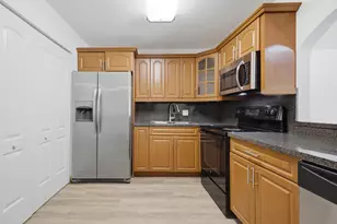 1110 Manor Dr, Palm Springs, FL 33461 - Photo 17