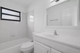 1110 Manor Dr, Palm Springs, FL 33461 - Photo 23