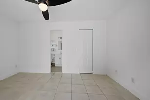 1110 Manor Dr, Palm Springs, FL 33461 - Photo 27