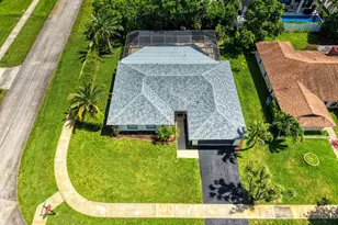 4854 Acorn Dr, Boca Raton, FL 33487 - Photo 3