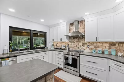 366 NE Ficus Terrace, Jensen Beach, FL 34957 - Photo 15