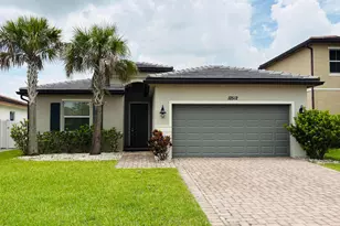 12512 NW Stanis Ln, Port Saint Lucie, FL 34987 - Photo 1