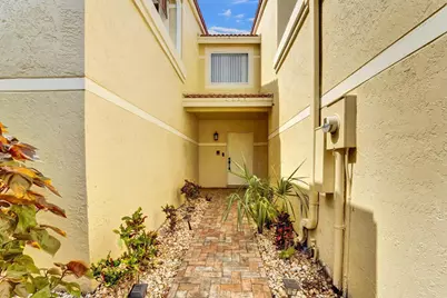 3407 Deer Creek Palladian Circle, Deerfield Beach, FL 33442 - Photo 3