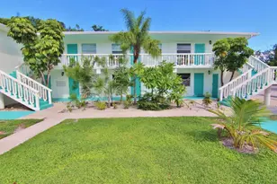 221 SE 3rd Ave, Boynton Beach, FL 33435 - Photo 1
