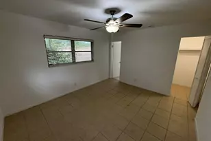 221 SE 3rd Ave, Boynton Beach, FL 33435 - Photo 13