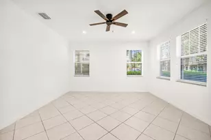 650 Pacific Grove Dr, West Palm Beach, FL 33401 - Photo 9
