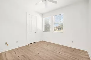 650 Pacific Grove Dr, West Palm Beach, FL 33401 - Photo 13