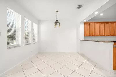 650 Pacific Grove Drive #5, West Palm Beach, FL 33401 - Photo 3