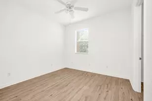650 Pacific Grove Dr, West Palm Beach, FL 33401 - Photo 11