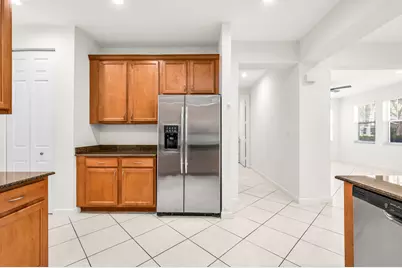 650 Pacific Grove Drive #5, West Palm Beach, FL 33401 - Photo 5