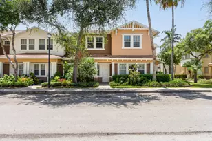 650 Pacific Grove Dr, West Palm Beach, FL 33401 - Photo 1