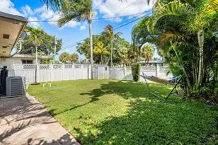 2103 N Palm Cir, North Palm Beach, FL 33408 - Photo 23