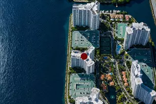 3600 Mystic Pointe Dr, Aventura, FL 33180 - Photo 35