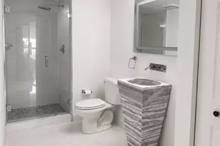 3600 Mystic Pointe Dr, Aventura, FL 33180 - Photo 11