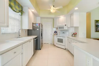 1351 Saint Lawerence Drive, Palm Beach Gardens, FL 33410 - Photo 9