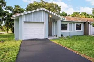 5586 N Lakewood Cir, Margate, FL 33063 - Photo 1