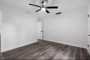 5586 N Lakewood Cir, Margate, FL 33063 - Photo 11