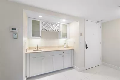 100 SE 5th Avenue #110, Boca Raton, FL 33432 - Photo 9