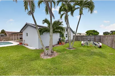 6521 Woodbury Road, Boca Raton, FL 33433 - Photo 41