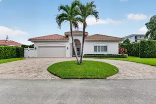 899 Granada Dr, Boca Raton, FL 33432 - Photo 1