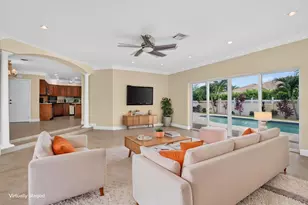 899 Granada Dr, Boca Raton, FL 33432 - Photo 7