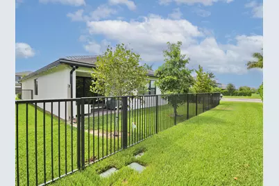 4808 Chantilly Road, Lake Worth, FL 33467 - Photo 29