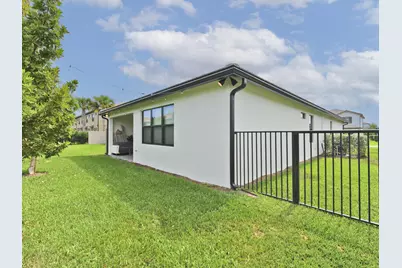4808 Chantilly Road, Lake Worth, FL 33467 - Photo 31