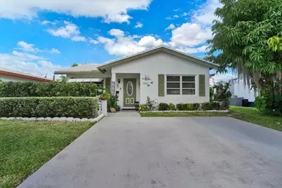 7107 NW 73rd Street, Tamarac, FL 33321 - Photo 1