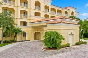 21 Harbour Isle Dr W, Fort Pierce, FL 34949 - Photo 35