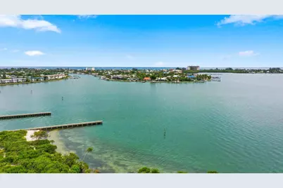 21 Harbour Isle Drive W #302, Fort Pierce, FL 34949 - Photo 3
