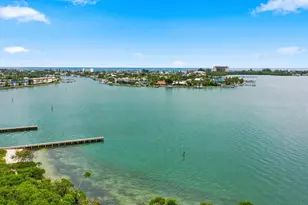21 Harbour Isle Dr W, Fort Pierce, FL 34949 - Photo 3