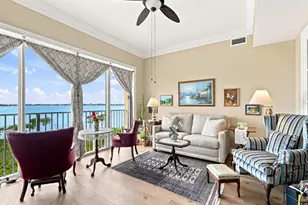 21 Harbour Isle Dr W, Fort Pierce, FL 34949 - Photo 5