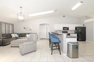 2133 SW Larchmont Ln, Port Saint Lucie, FL 34984 - Photo 13