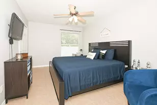 2133 SW Larchmont Ln, Port Saint Lucie, FL 34984 - Photo 25