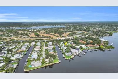 16 Country Club Circle, Tequesta, FL 33469 - Photo 7