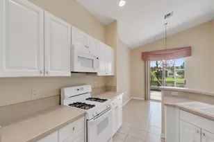257 NW Toscane Tr, Port Saint Lucie, FL 34986 - Photo 5