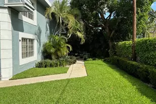 422 SW 9th St, Boca Raton, FL 33432 - Photo 3
